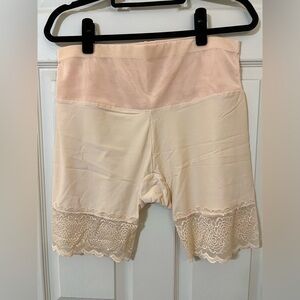 2XL Black Nylon Spandex Garment